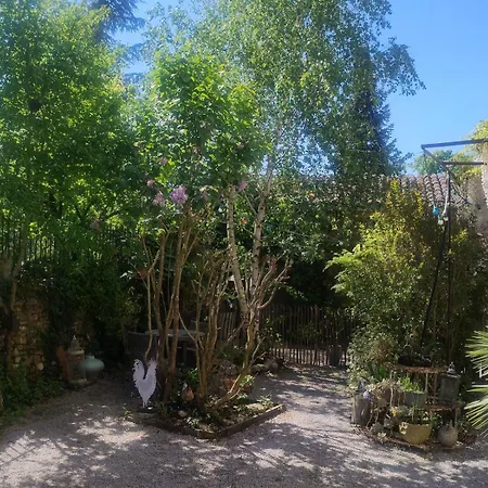 16 Bis-gîte-hôtel-appartement