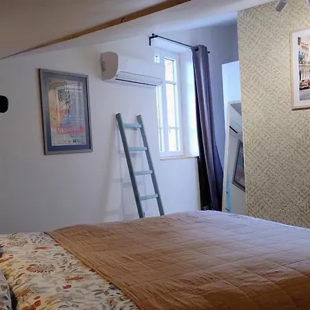 16 Bis-gîte-hôtel-appartement