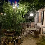 16 Bis-gite-hotel-appartement Marssac-sur-Tarn