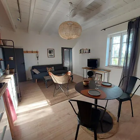 16 Bis-gite-hotel-appartement Apartment Marssac-sur-Tarn