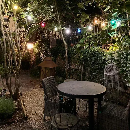 16 Bis-gite-hotel-appartement Apartment