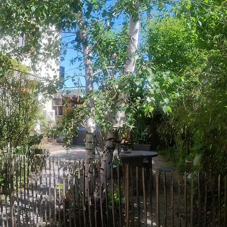 16 Bis-gite-hotel-appartement Marssac-sur-Tarn