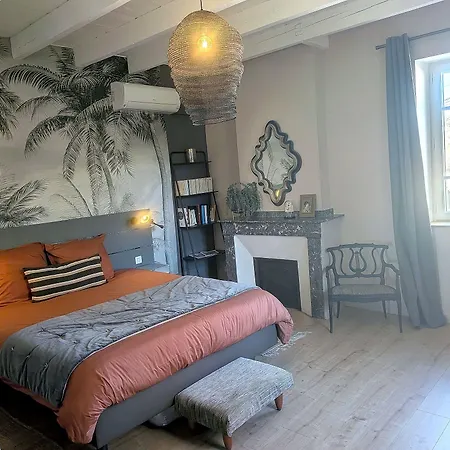 16 Bis-gite-hotel-appartement * Marssac-sur-Tarn