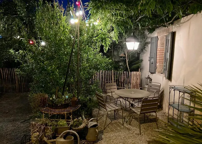 16 Bis-gite-hotel-appartement Marssac-sur-Tarn